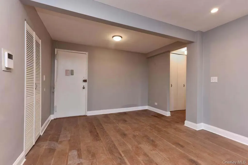 15272 Melbourne Avenue Flushing NY 11367