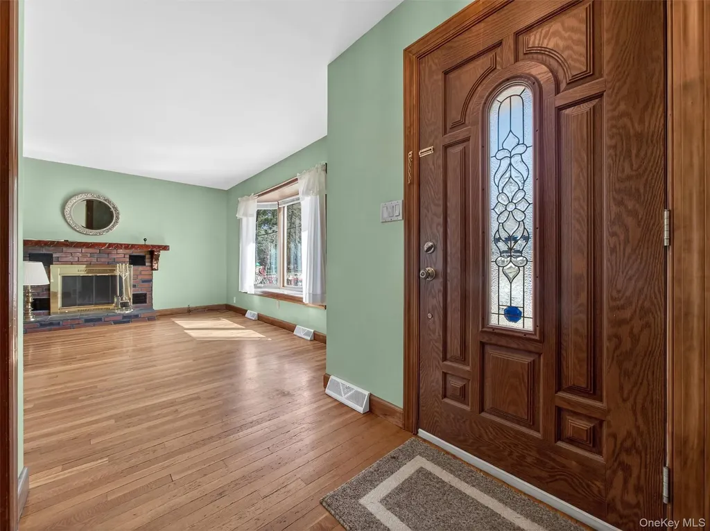 7 Greenway E Sloatsburg NY 10974