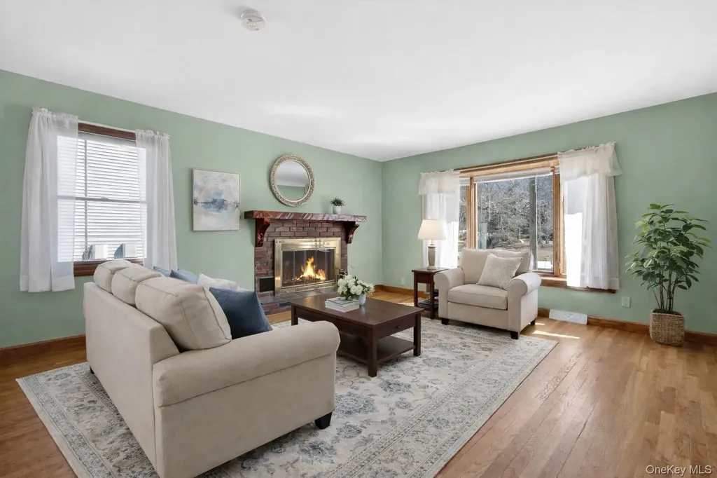 7 Greenway E Sloatsburg NY 10974