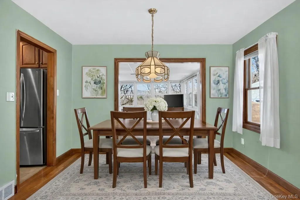 7 Greenway E Sloatsburg NY 10974