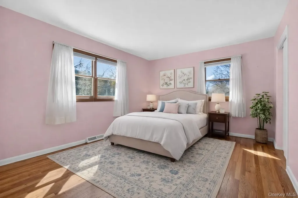 7 Greenway E Sloatsburg NY 10974