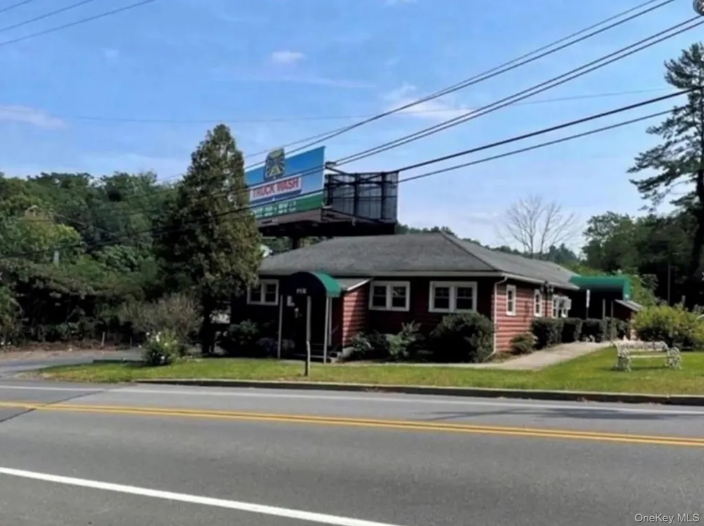 87 S Maple Avenue Port Jervis NY 12771