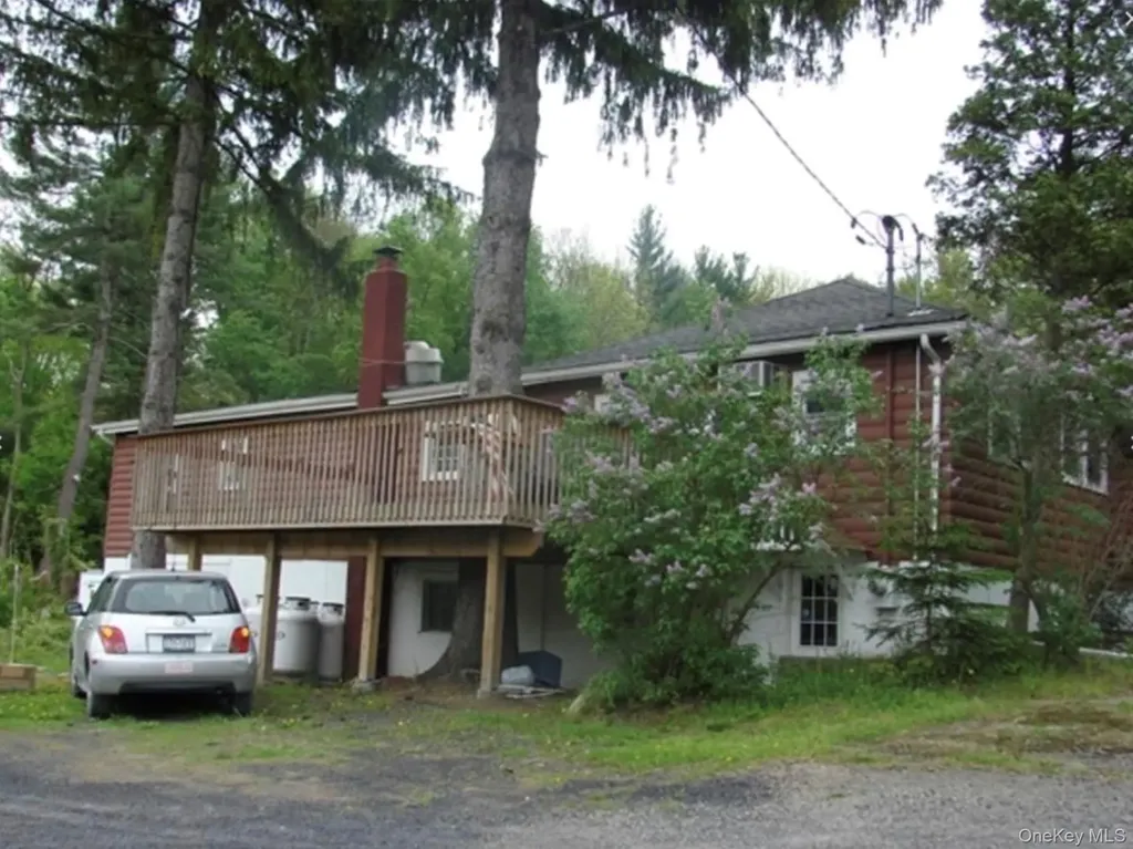 87 S Maple Avenue Port Jervis NY 12771