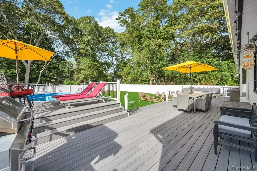 45 Floradora Drive Mastic NY 11950