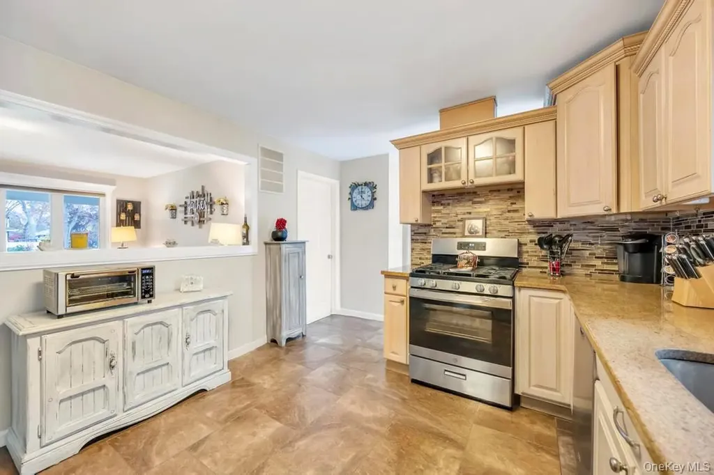 45 Floradora Drive Mastic NY 11950
