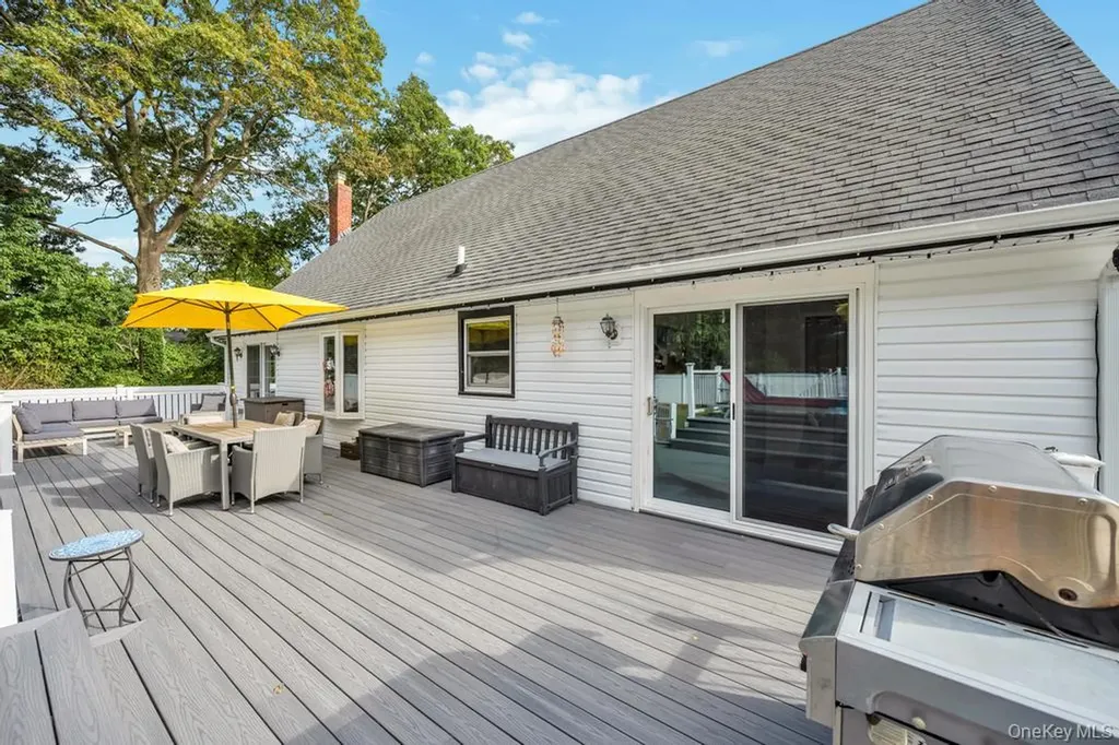 45 Floradora Drive Mastic NY 11950