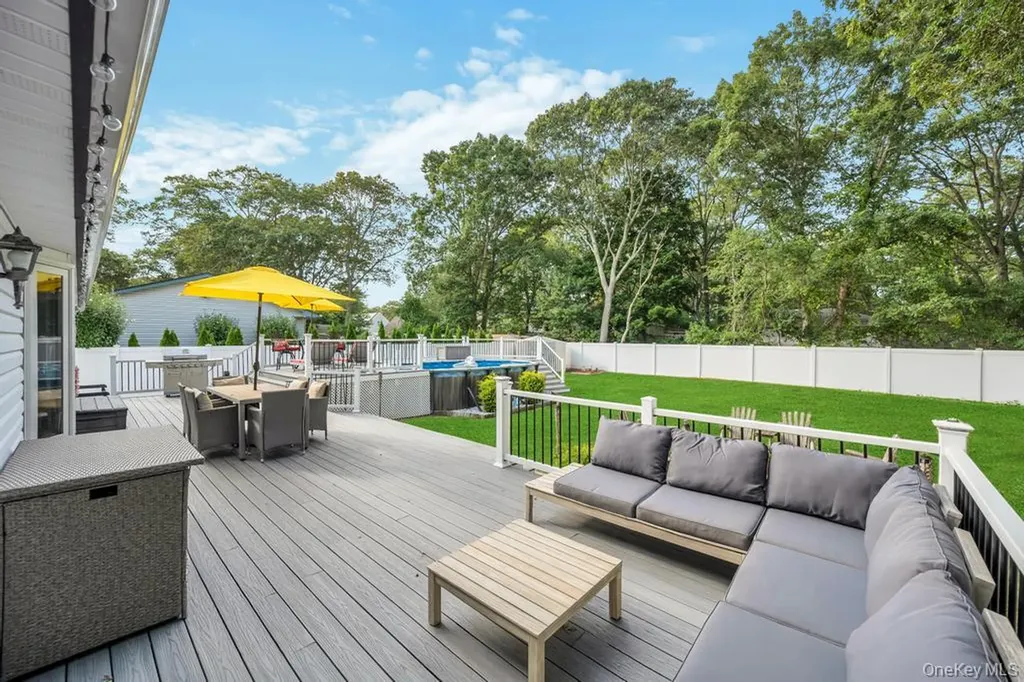 45 Floradora Drive Mastic NY 11950