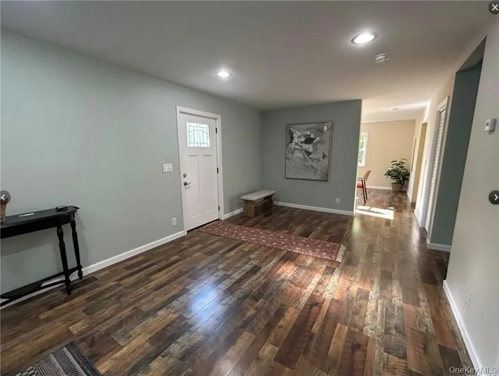 30 Daly Road Middletown NY 10940