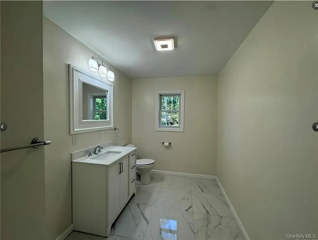 30 Daly Road Middletown NY 10940