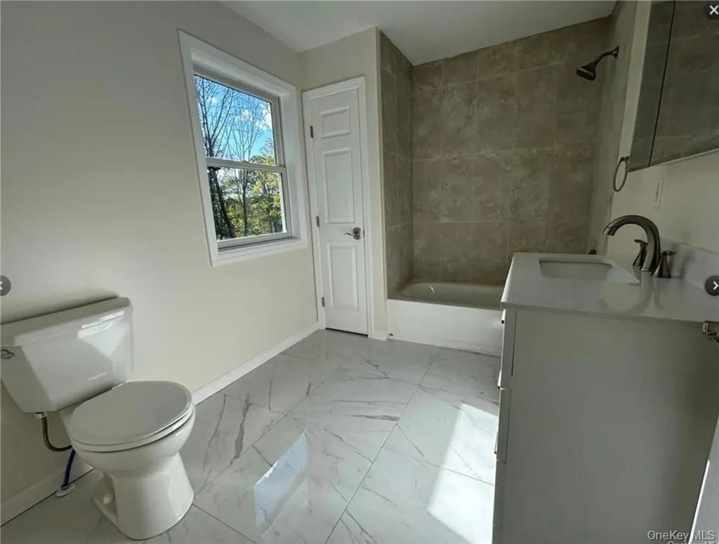 30 Daly Road Middletown NY 10940