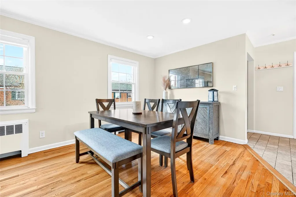 66 Robins Crescent New Rochelle NY 10801