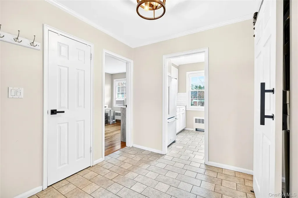 66 Robins Crescent New Rochelle NY 10801