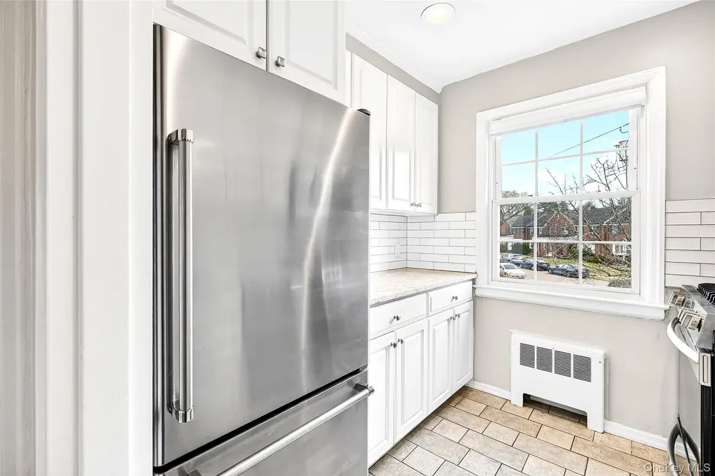 66 Robins Crescent New Rochelle NY 10801