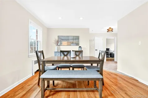 66 Robins Crescent New Rochelle NY 10801