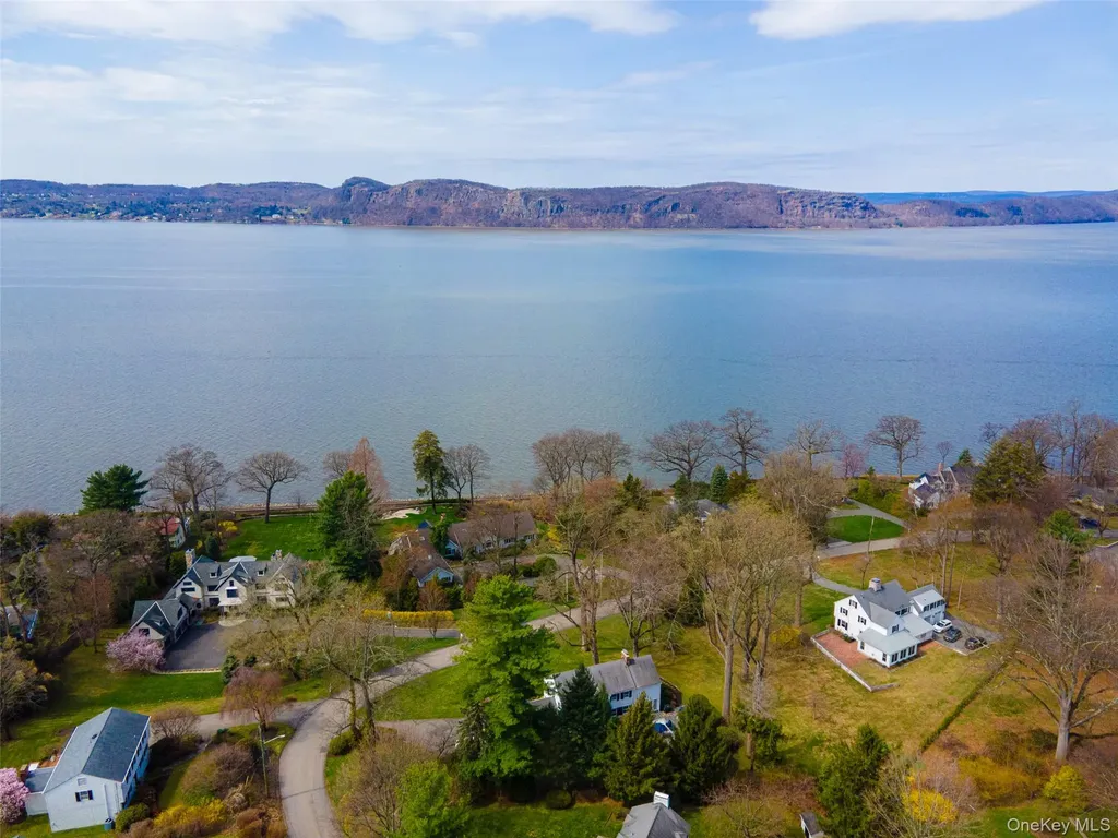 179 River Road Briarcliff Manor NY 10510