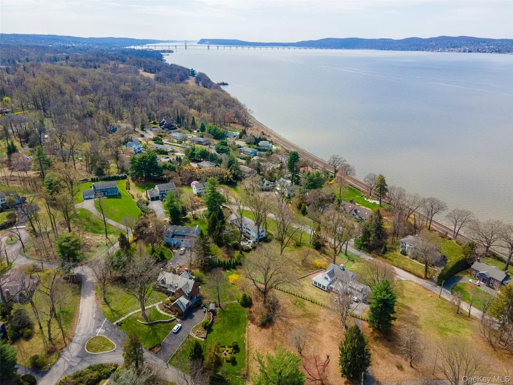 179 River Road Briarcliff Manor NY 10510