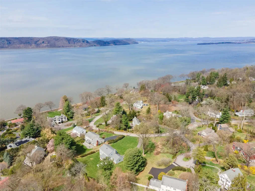179 River Road Briarcliff Manor NY 10510