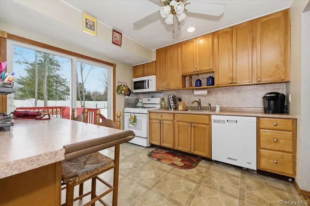 30 Middle Drive Huntington NY 11743