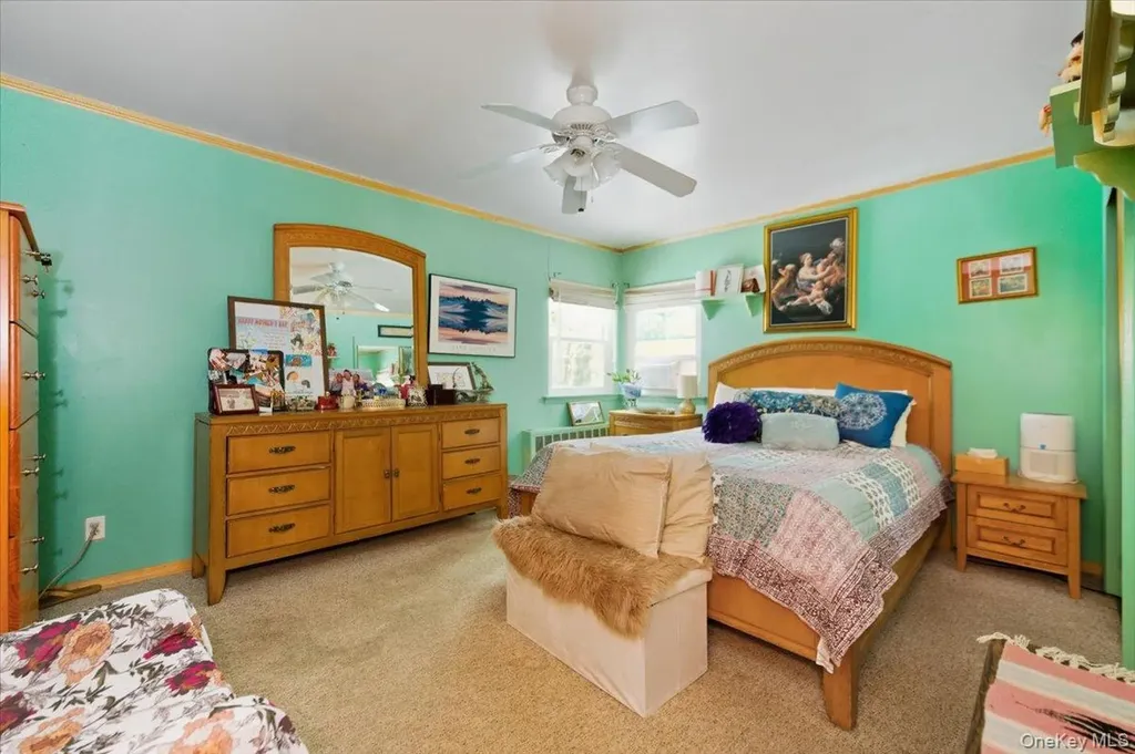 30 Middle Drive Huntington NY 11743