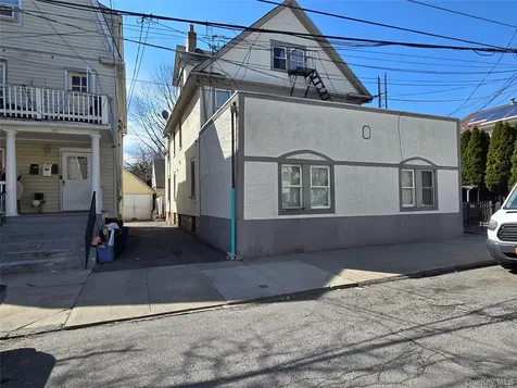 132 4th Street New Rochelle NY 10801