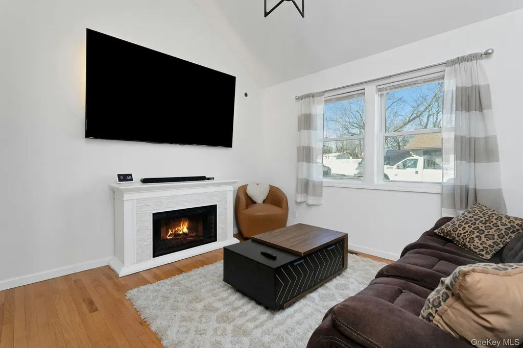 34 Ashburton Road Carmel NY 10512