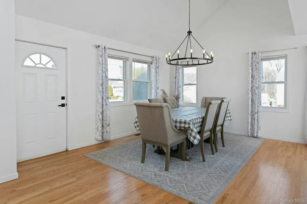 34 Ashburton Road Carmel NY 10512
