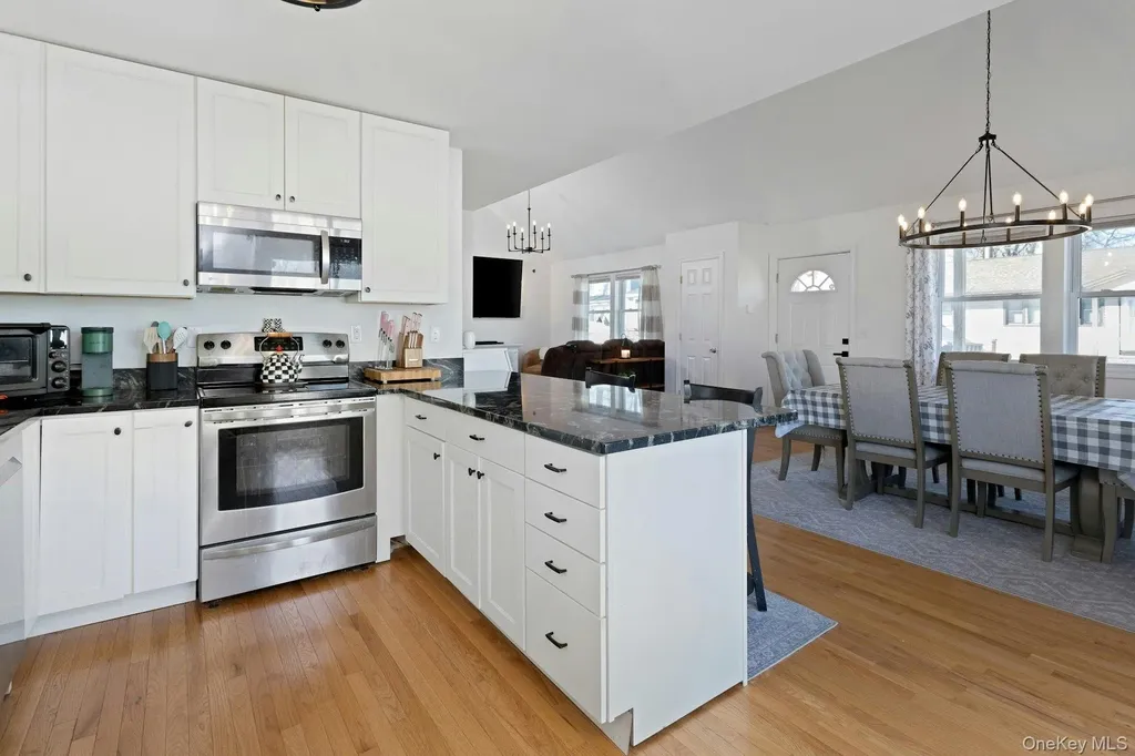 34 Ashburton Road Carmel NY 10512