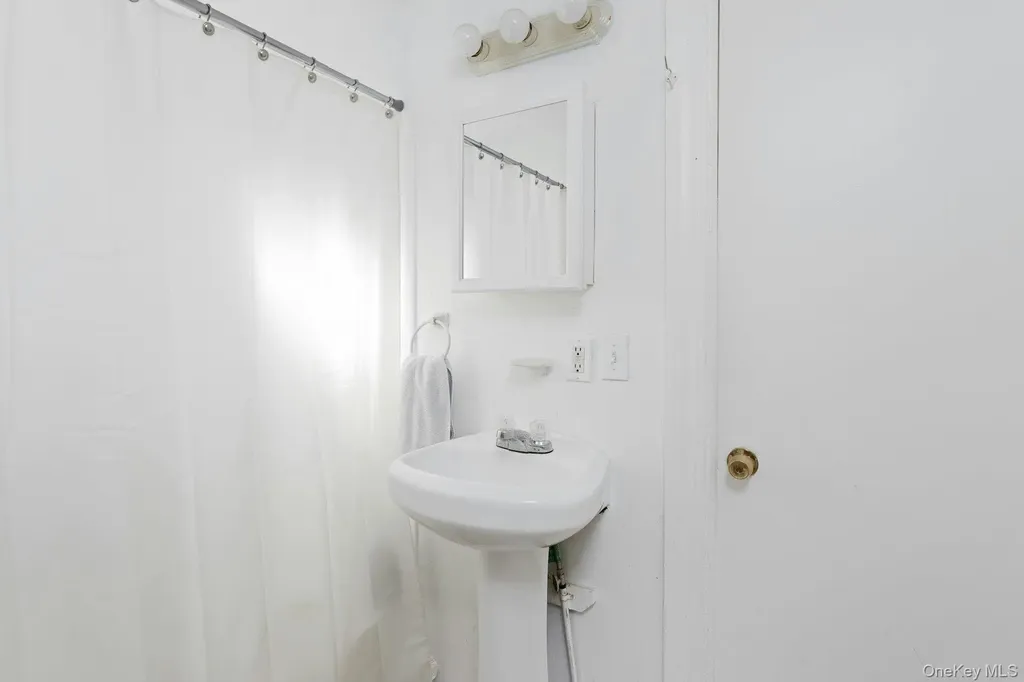 34 Ashburton Road Carmel NY 10512