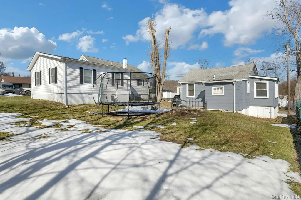 34 Ashburton Road Carmel NY 10512