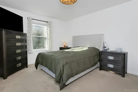34 Ashburton Road Carmel NY 10512