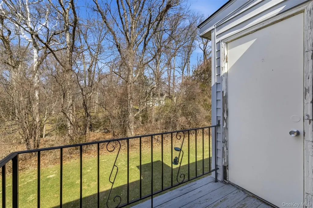 12 Field Court Fishkill NY 12524