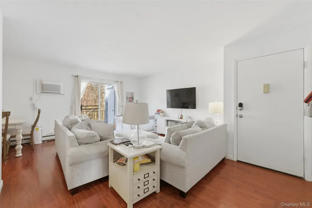 12 Field Court Fishkill NY 12524