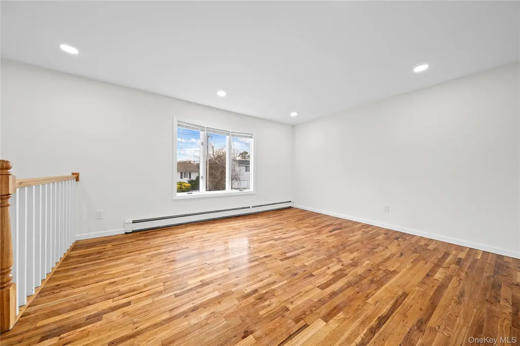 55 Schleigel Boulevard Farmingdale NY 11735