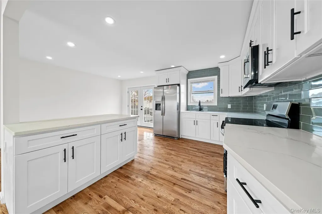 55 Schleigel Boulevard Farmingdale NY 11735