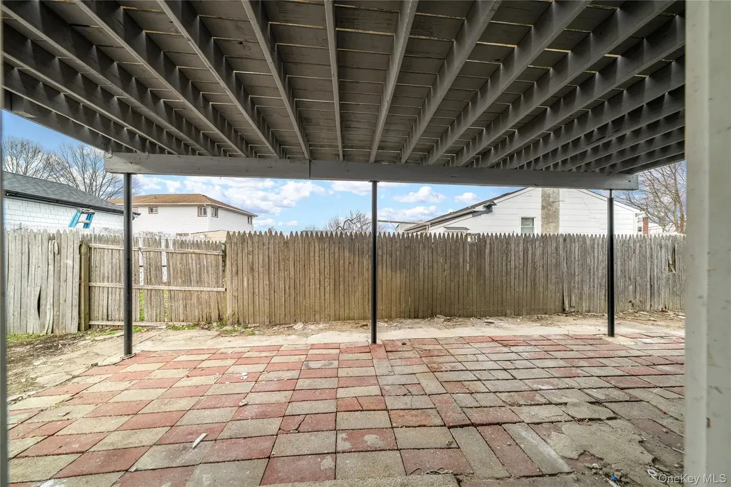 55 Schleigel Boulevard Farmingdale NY 11735