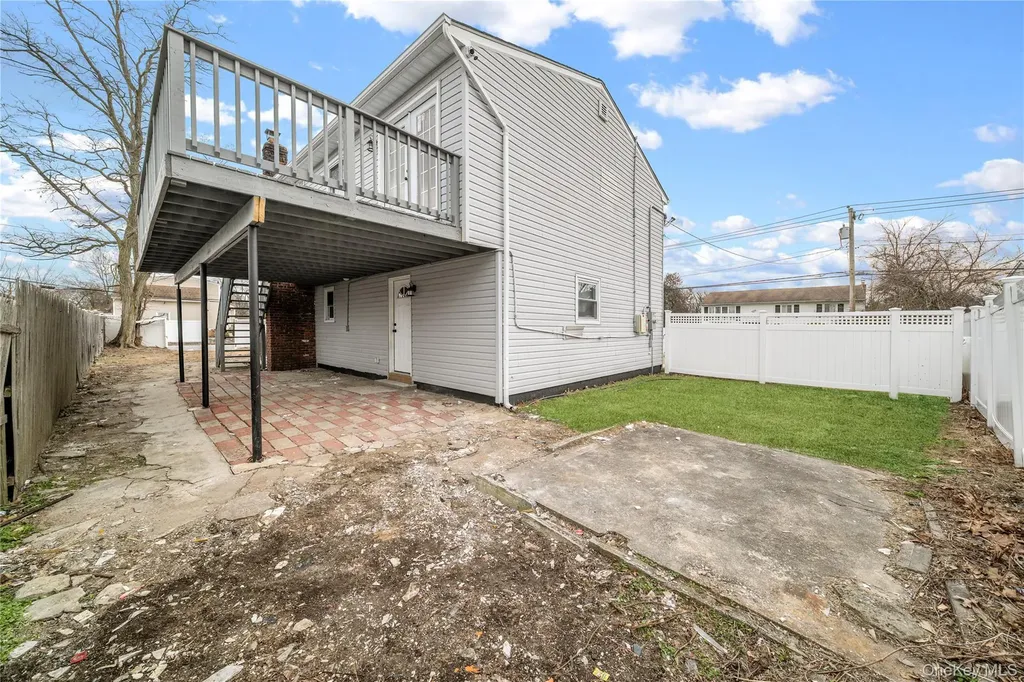 55 Schleigel Boulevard Farmingdale NY 11735