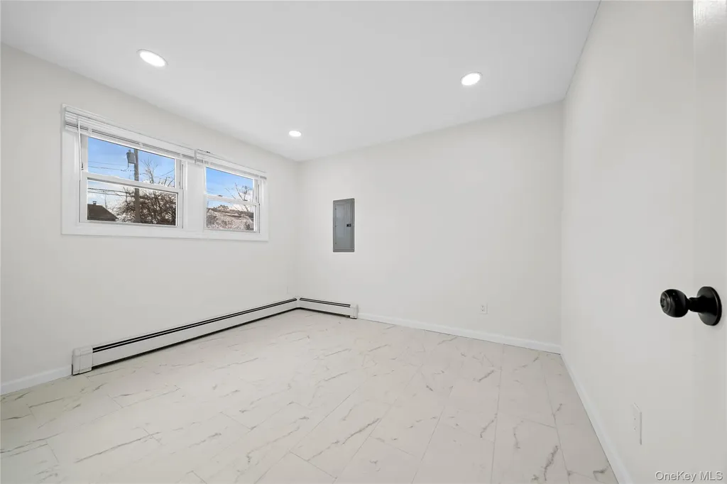 55 Schleigel Boulevard Farmingdale NY 11735