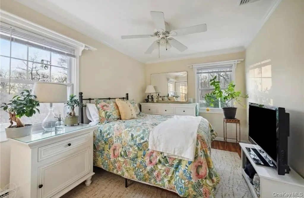 23 N Westbury Road Hampton Bays NY 11946