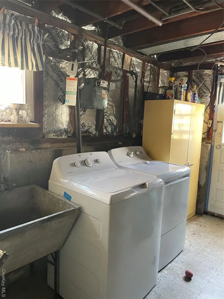 15458 20th Road Whitestone NY 11357
