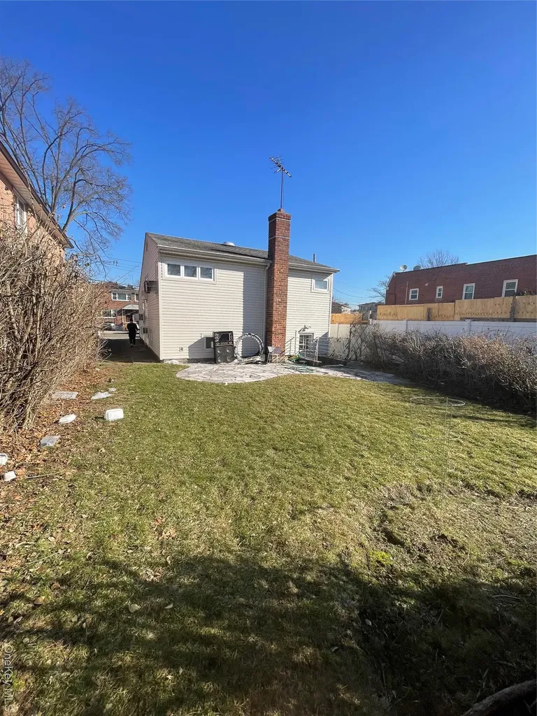 15458 20th Road Whitestone NY 11357