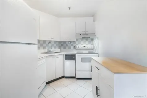 75 Mckinley Avenue White Plains NY 10606