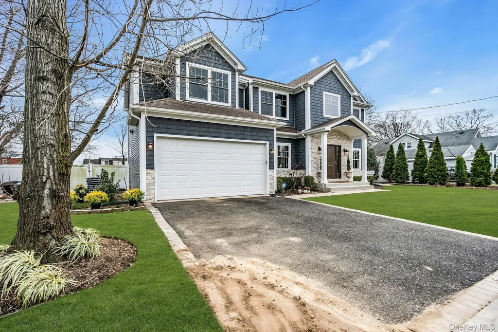 10 Beverly Road Farmingdale NY 11735