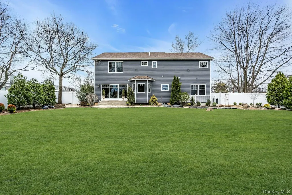 10 Beverly Road Farmingdale NY 11735