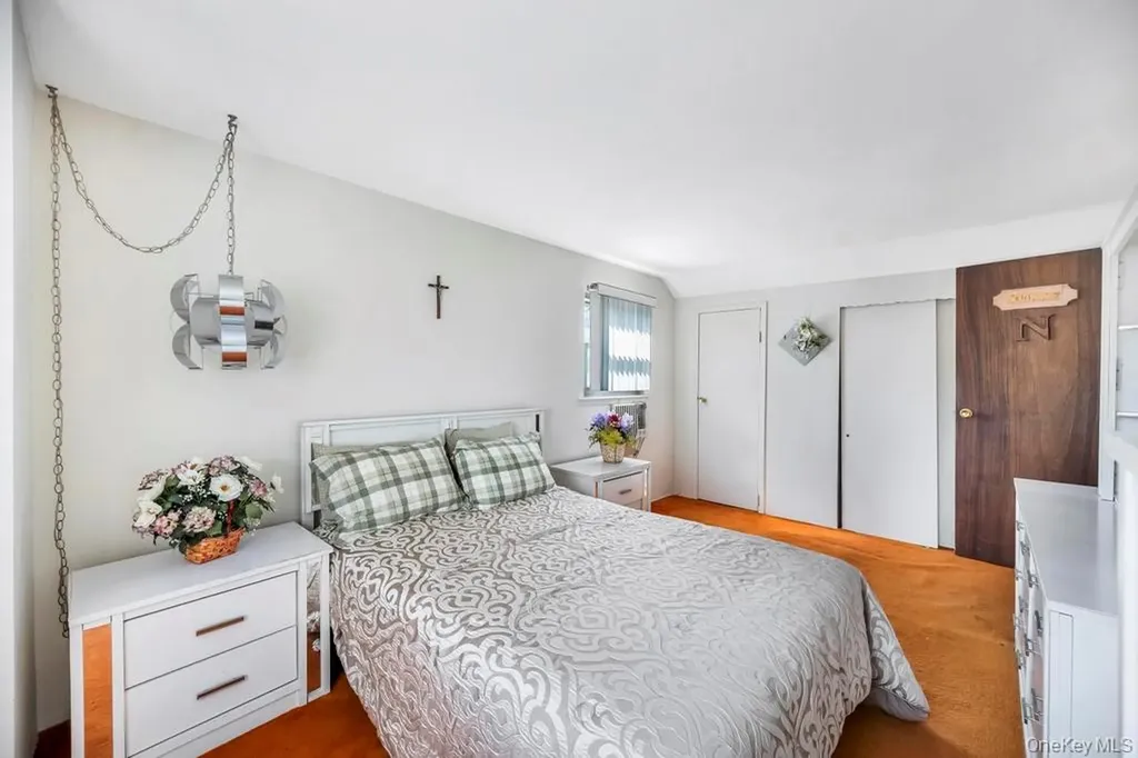 114 Norman Drive Bohemia NY 11716