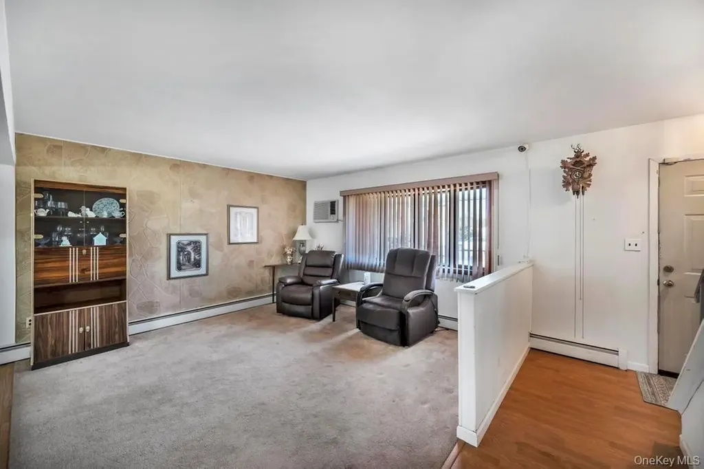 114 Norman Drive Bohemia NY 11716