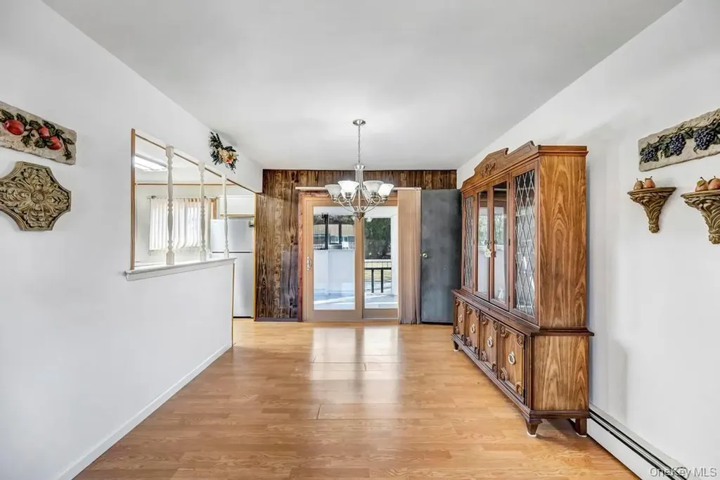 114 Norman Drive Bohemia NY 11716
