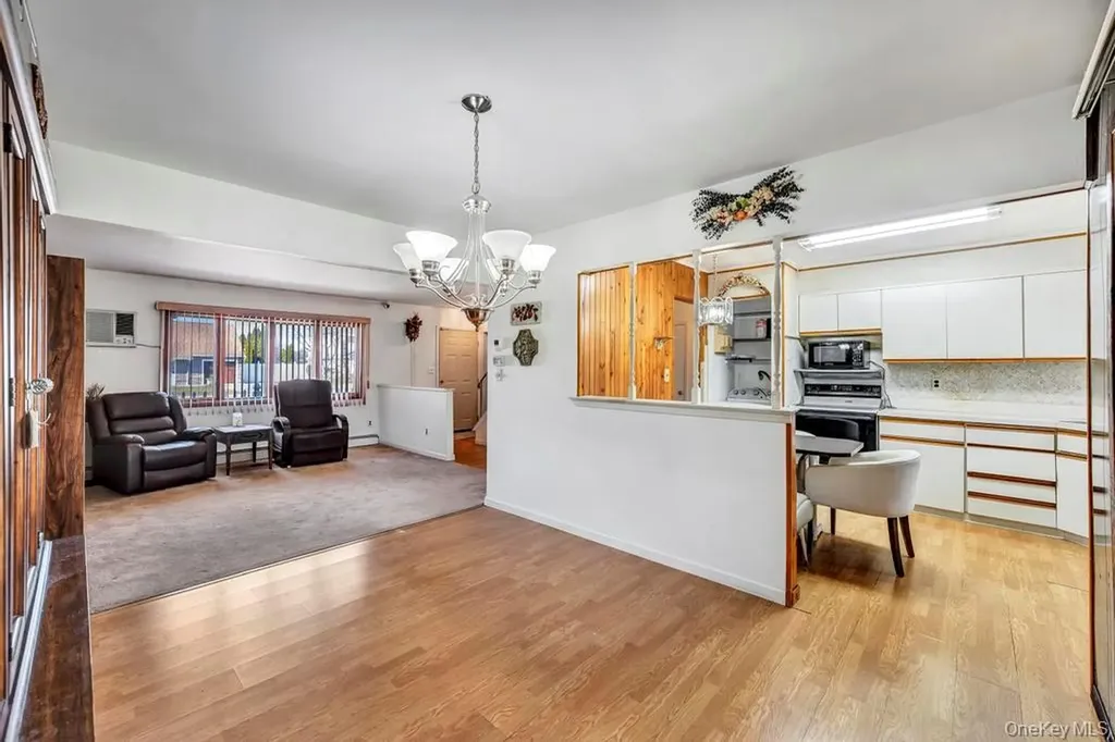 114 Norman Drive Bohemia NY 11716
