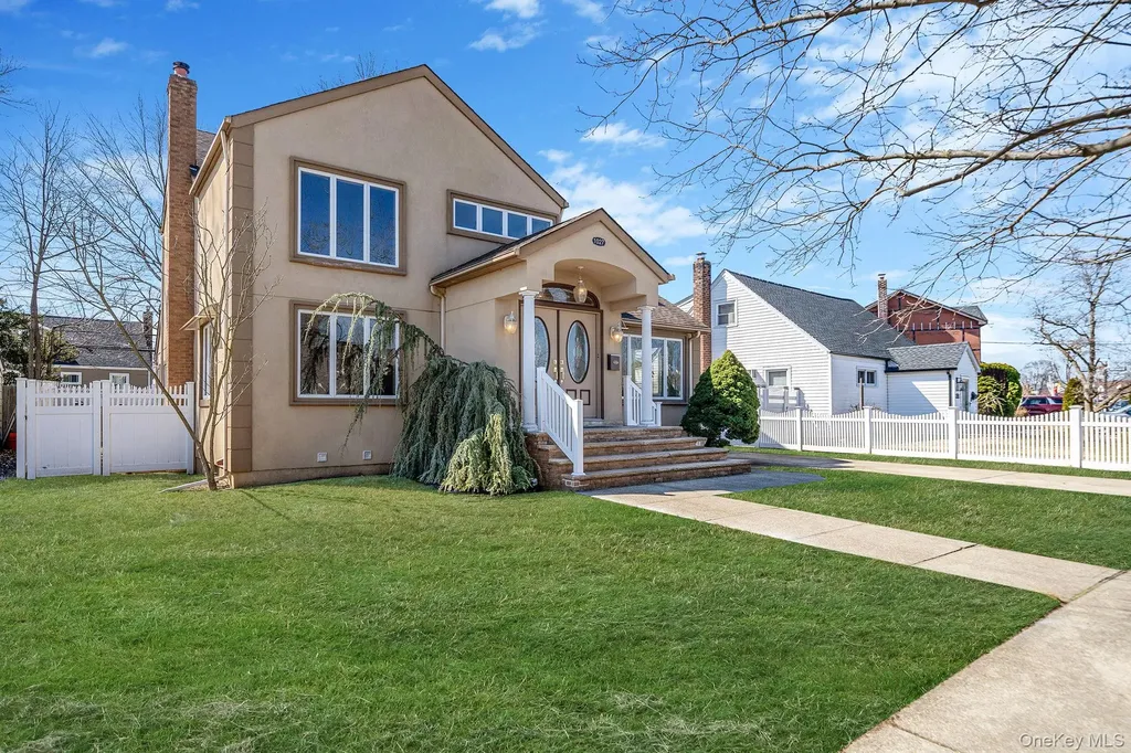 1027 Windermere Road Franklin Square NY 11010