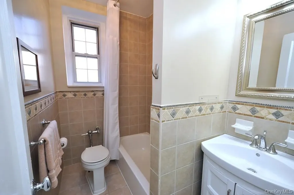 253 Garth Road Scarsdale NY 10583
