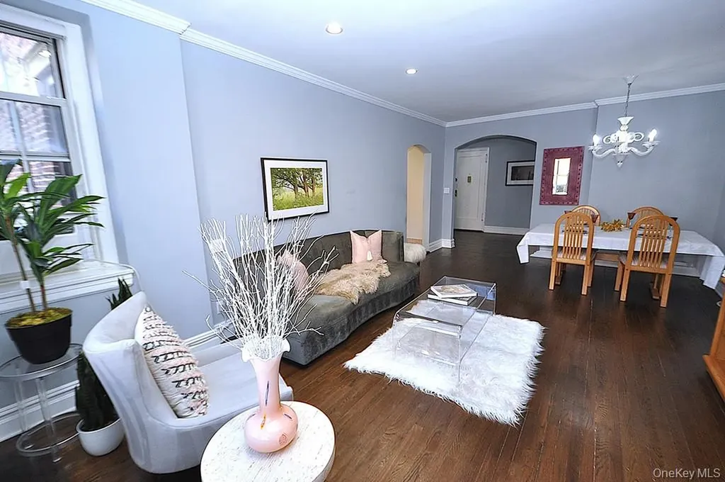 253 Garth Road Scarsdale NY 10583
